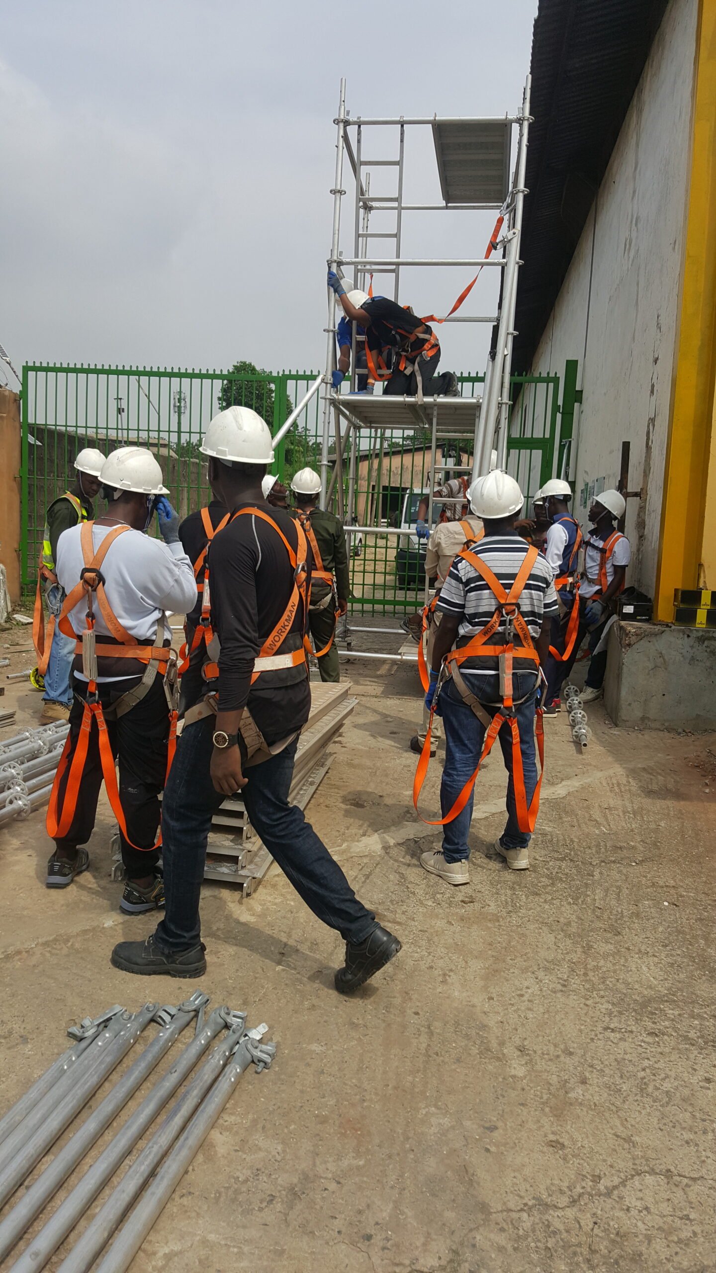 Why Nigeria’s Solar Industry Has Opportunities, but Not Enough Skilled Professionals 20251216 131004